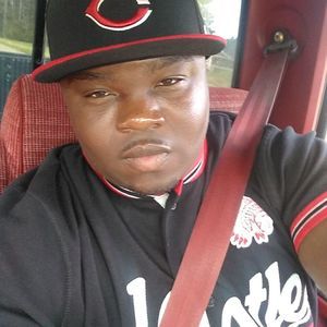 Meet your Posher, Derrick